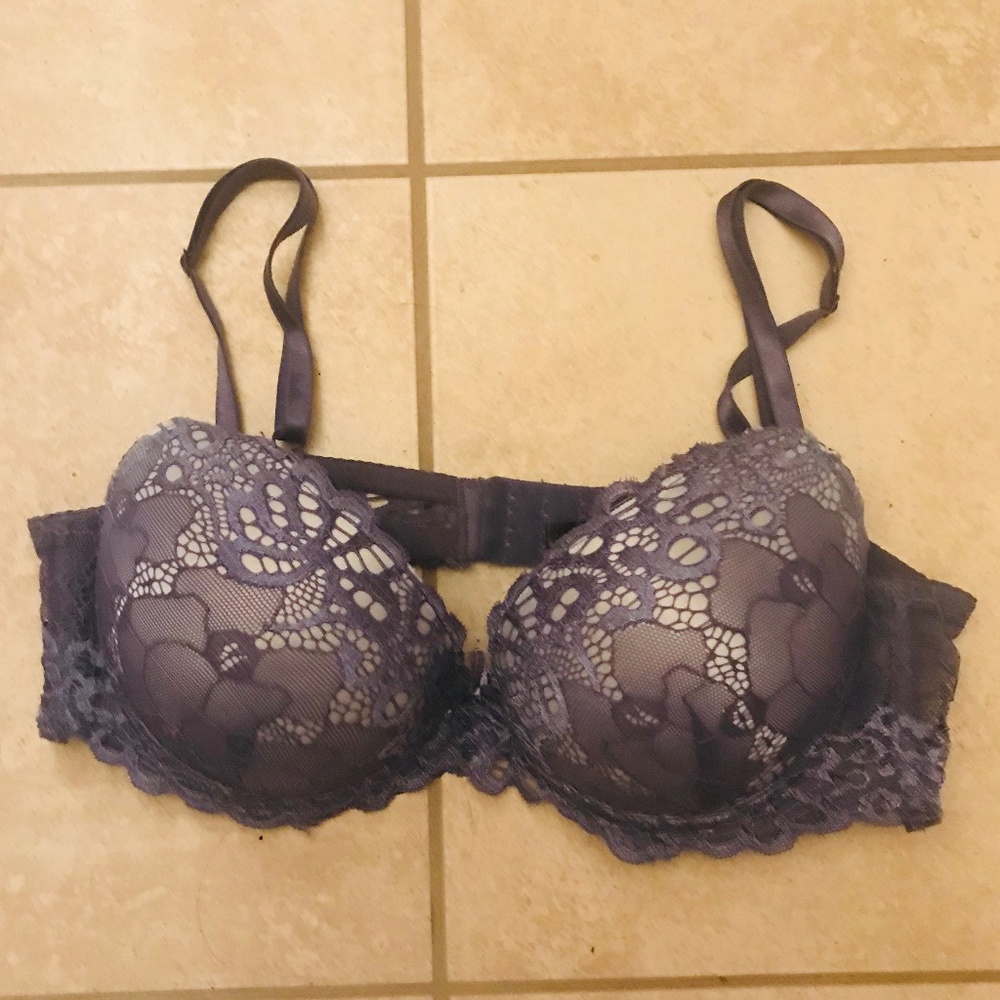 ✨Marilyn Monroe✨ 36B lace push up bra
